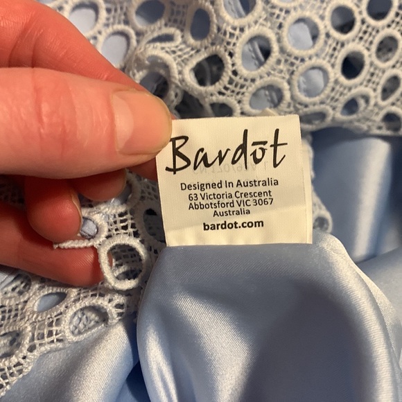 Bardot- baby blue lace midi dress, size 8 - Picture 6 of 8